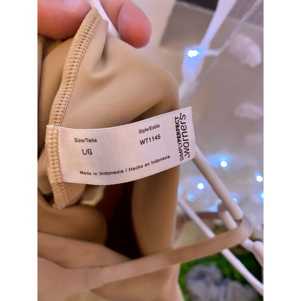 Shape Wear, Never Worn - Picture 3 of 3